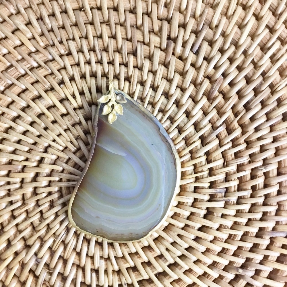 Vintage Agate Pendant Charm Large Gold Toned